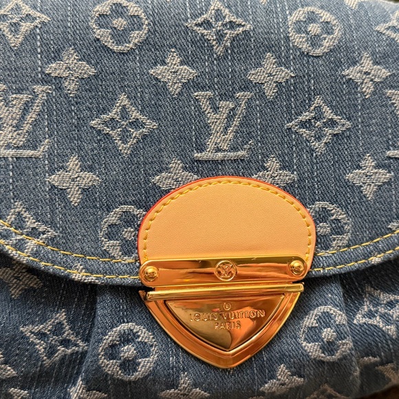 Blue LV Monogram Denim Sunset Shoulder/Crossbody Bag, New - Picture 8 of 17
